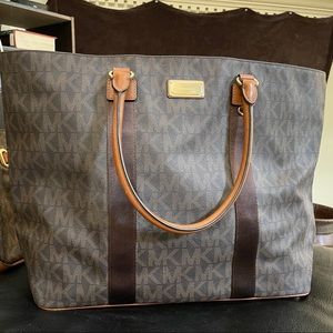 Michael Kors Jet Set X-large travel tote